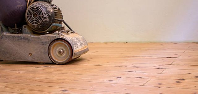 Operating with large upright sanding machine Operating with large upright sanding machine